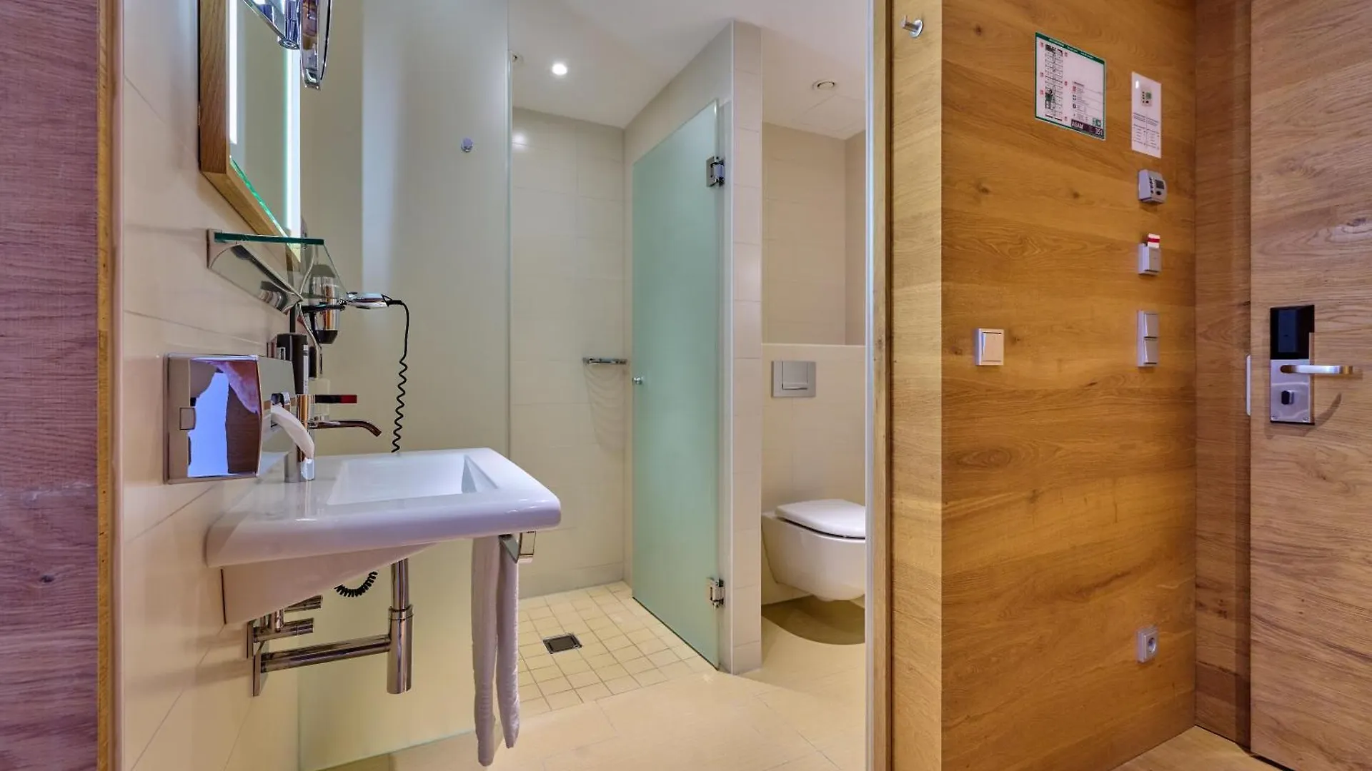Asam Hotel Straubing 4*,